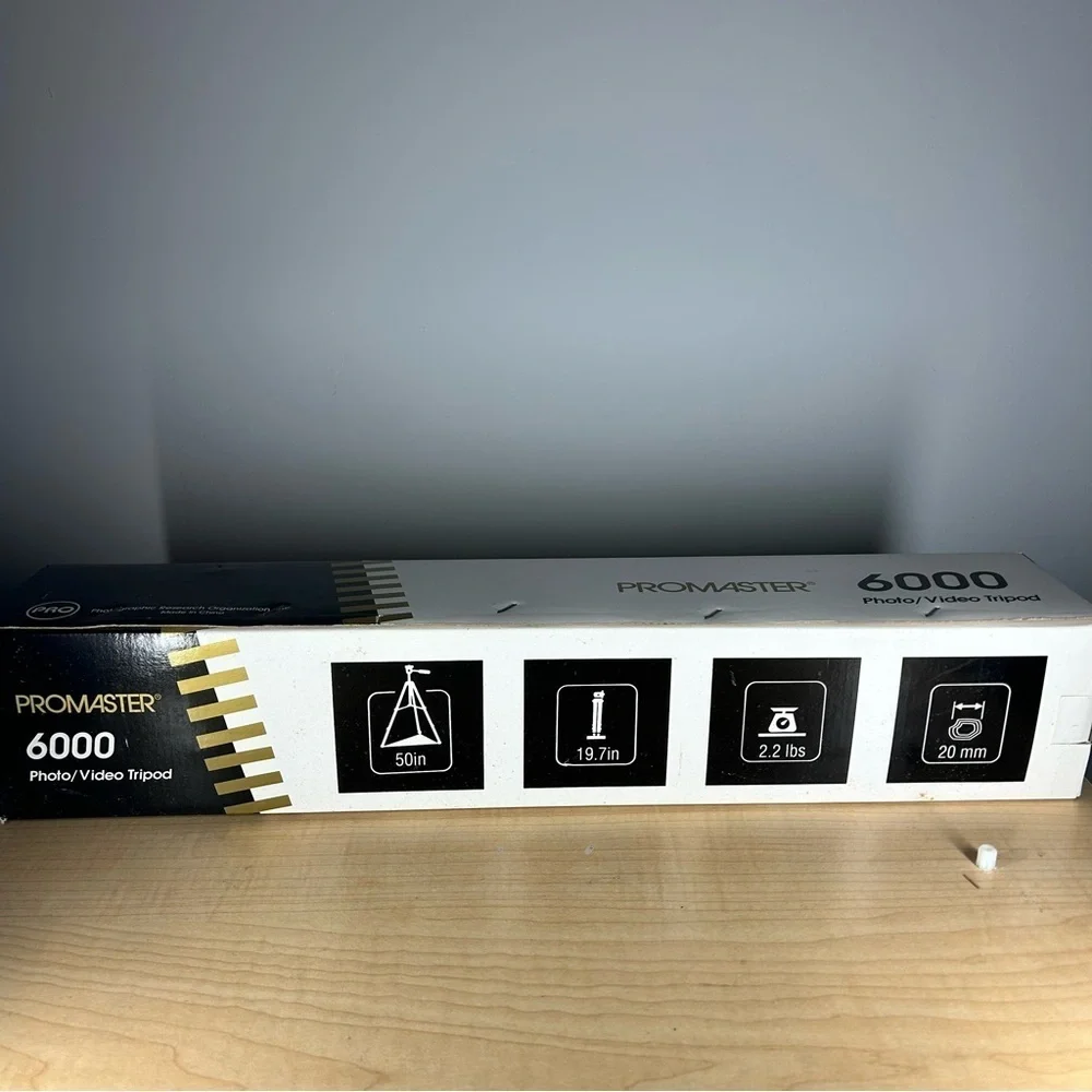 Promaster 6000 tripod brand new never used